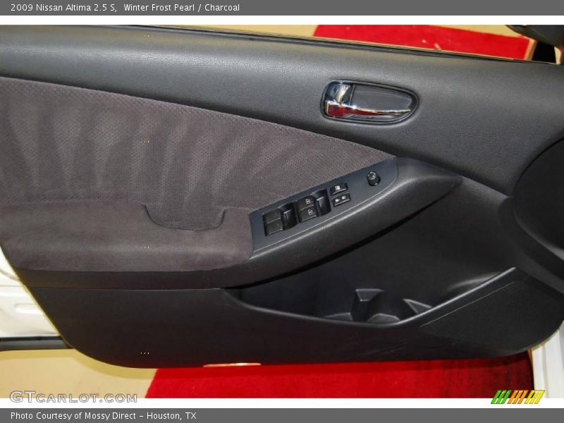 Winter Frost Pearl / Charcoal 2009 Nissan Altima 2.5 S