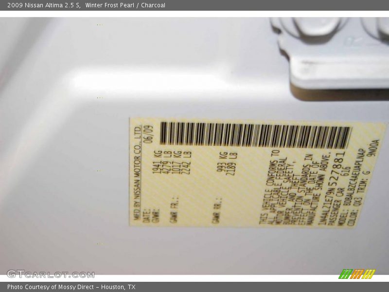 Winter Frost Pearl / Charcoal 2009 Nissan Altima 2.5 S