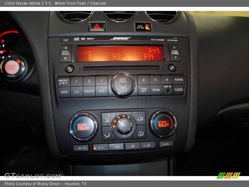 Winter Frost Pearl / Charcoal 2009 Nissan Altima 2.5 S