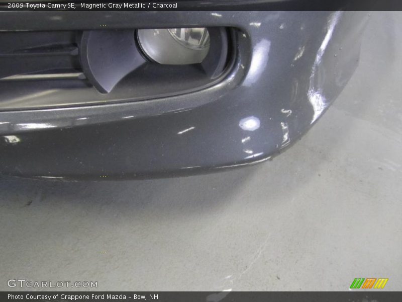 Magnetic Gray Metallic / Charcoal 2009 Toyota Camry SE