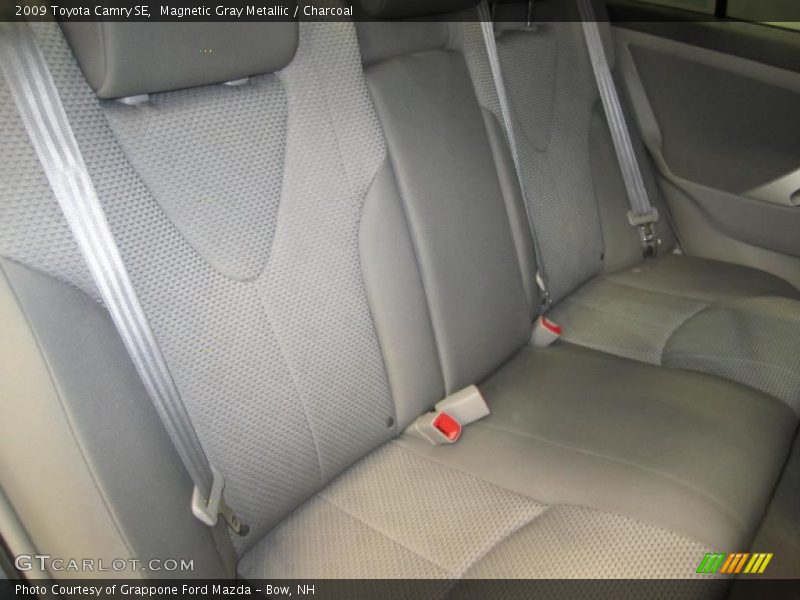Magnetic Gray Metallic / Charcoal 2009 Toyota Camry SE
