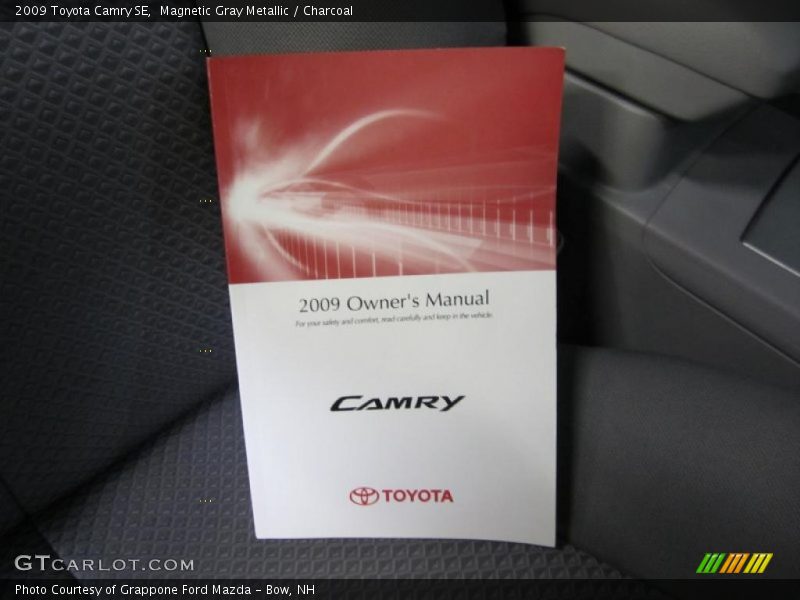 Magnetic Gray Metallic / Charcoal 2009 Toyota Camry SE