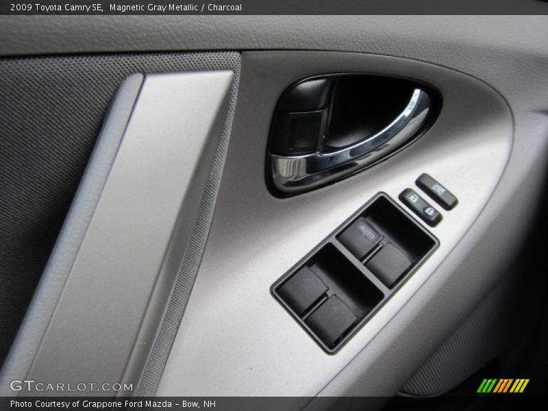Magnetic Gray Metallic / Charcoal 2009 Toyota Camry SE