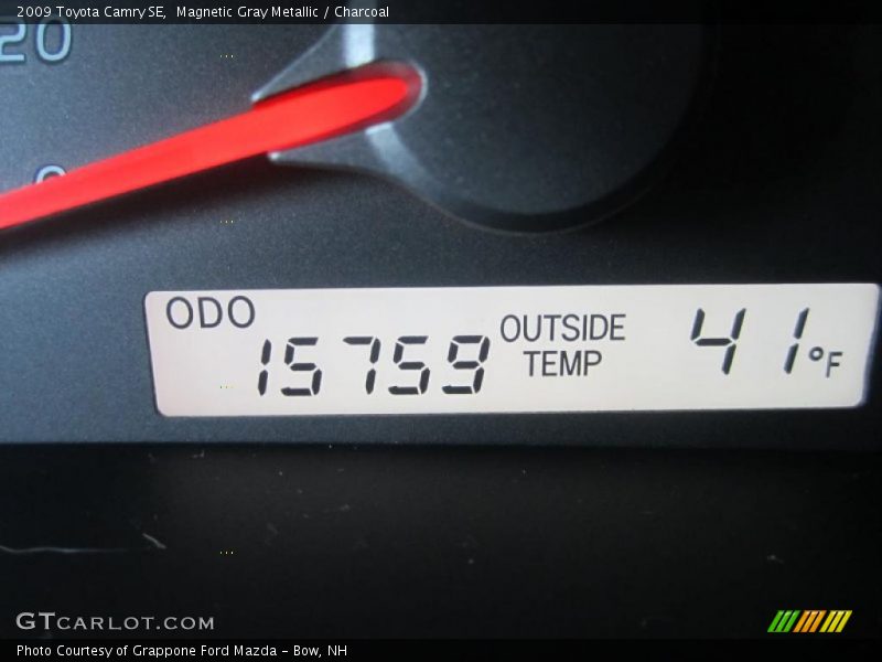 Magnetic Gray Metallic / Charcoal 2009 Toyota Camry SE
