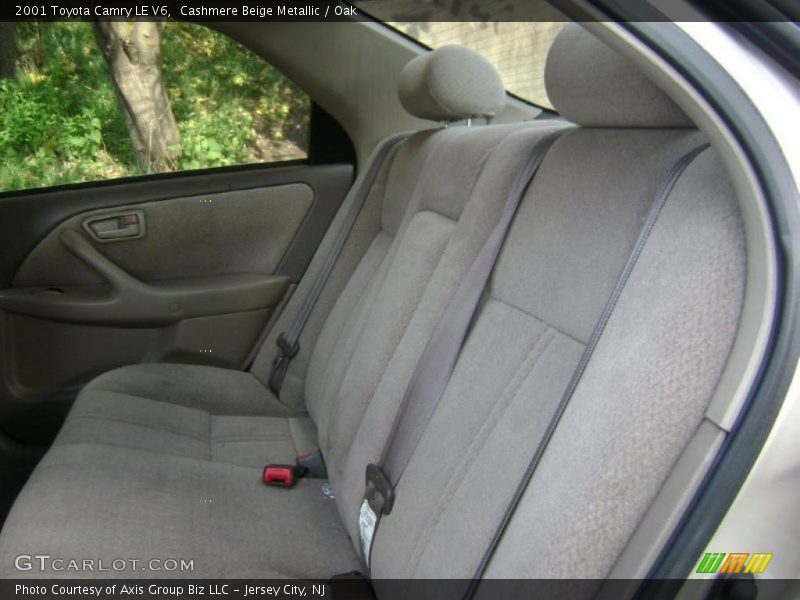 Cashmere Beige Metallic / Oak 2001 Toyota Camry LE V6
