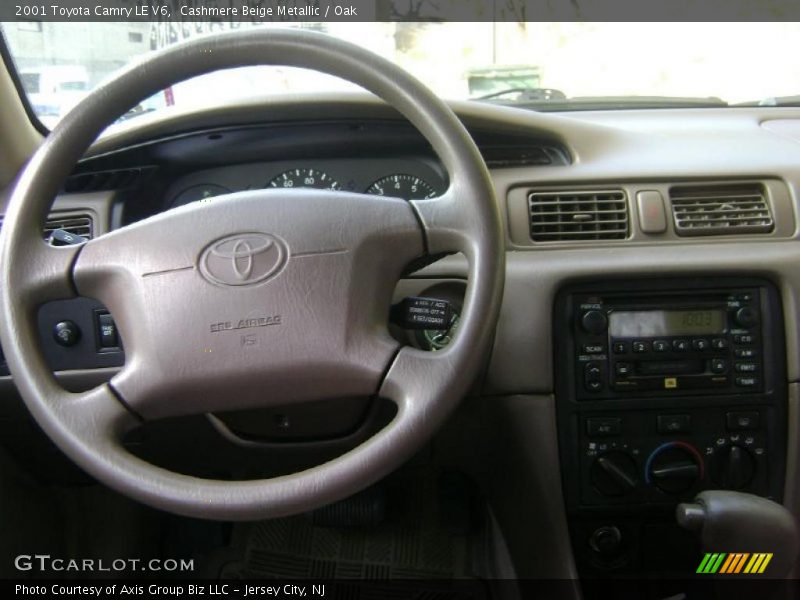 Cashmere Beige Metallic / Oak 2001 Toyota Camry LE V6