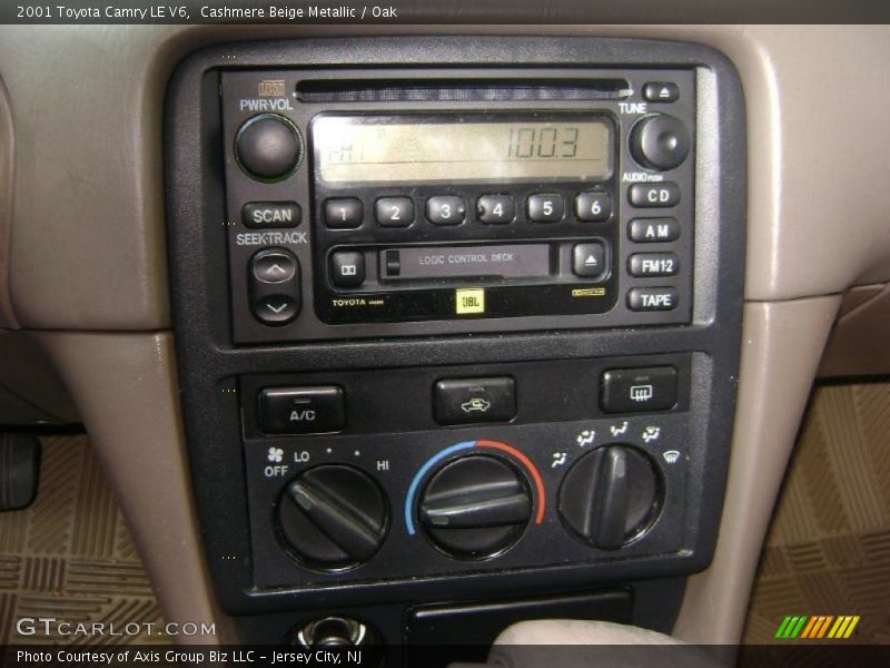Cashmere Beige Metallic / Oak 2001 Toyota Camry LE V6