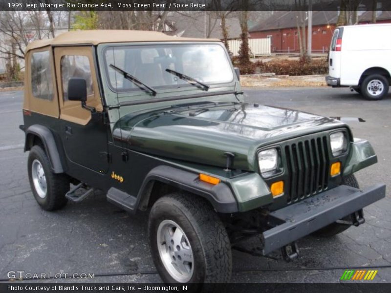 Moss Green Pearl / Spice Beige 1995 Jeep Wrangler Rio Grande 4x4