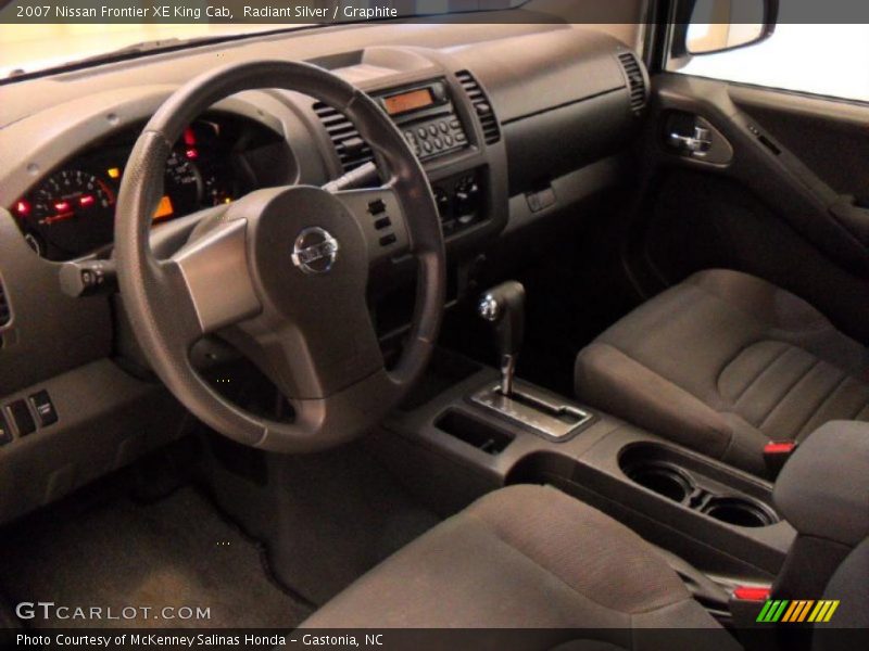 Radiant Silver / Graphite 2007 Nissan Frontier XE King Cab