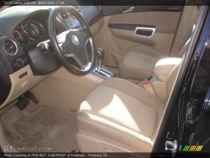 Black Onyx / Tan 2010 Saturn VUE XR