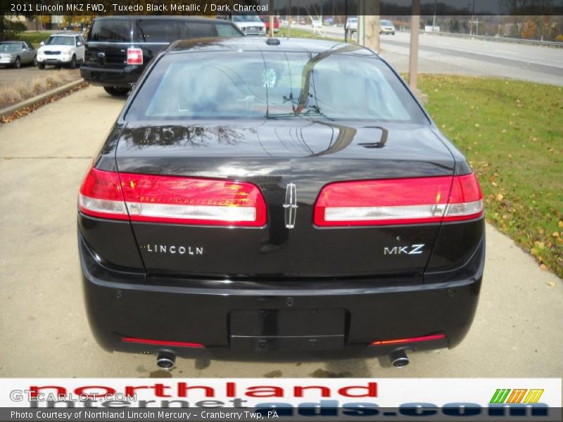 Tuxedo Black Metallic / Dark Charcoal 2011 Lincoln MKZ FWD