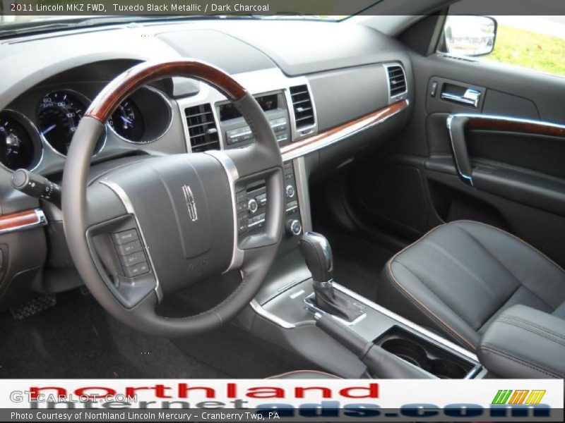 Tuxedo Black Metallic / Dark Charcoal 2011 Lincoln MKZ FWD