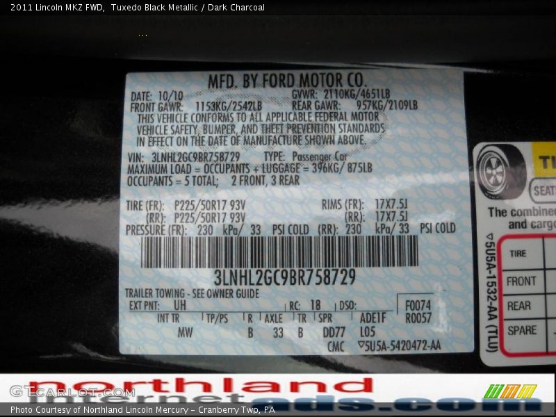 Tuxedo Black Metallic / Dark Charcoal 2011 Lincoln MKZ FWD