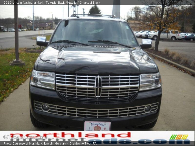 Tuxedo Black Metallic / Charcoal Black 2010 Lincoln Navigator 4x4