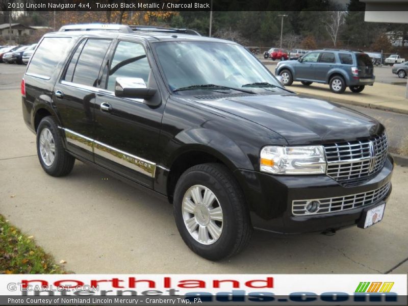 Tuxedo Black Metallic / Charcoal Black 2010 Lincoln Navigator 4x4