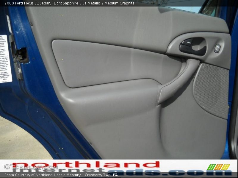 Light Sapphire Blue Metallic / Medium Graphite 2000 Ford Focus SE Sedan