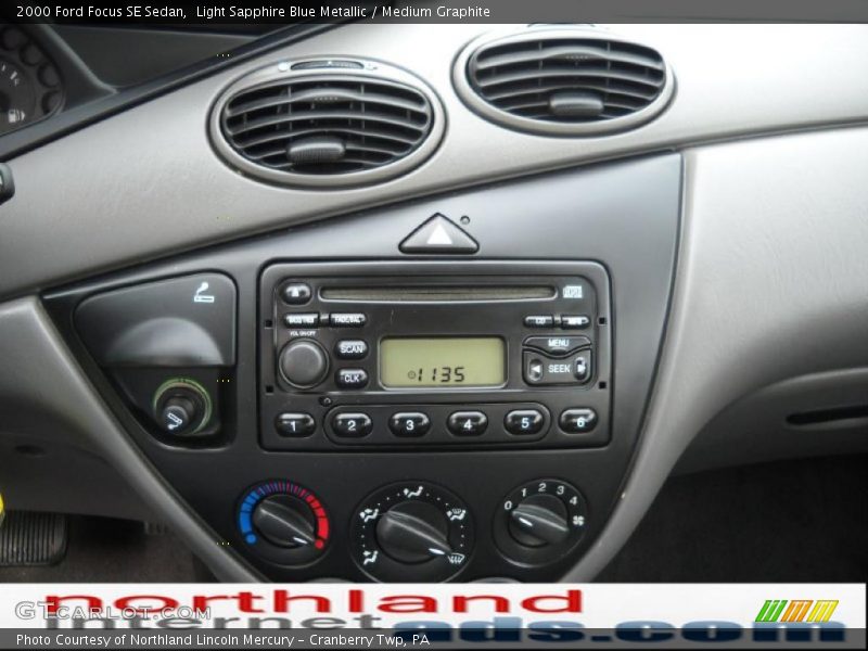 Light Sapphire Blue Metallic / Medium Graphite 2000 Ford Focus SE Sedan