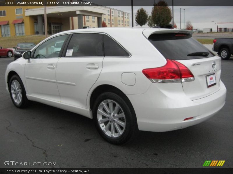 Blizzard Pearl White / Ivory 2011 Toyota Venza I4