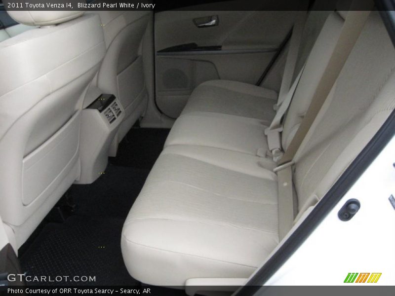 Blizzard Pearl White / Ivory 2011 Toyota Venza I4