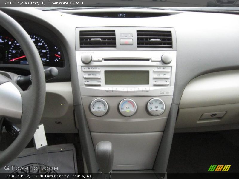 Super White / Bisque 2011 Toyota Camry LE