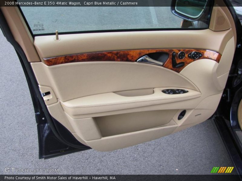 Door Panel of 2008 E 350 4Matic Wagon