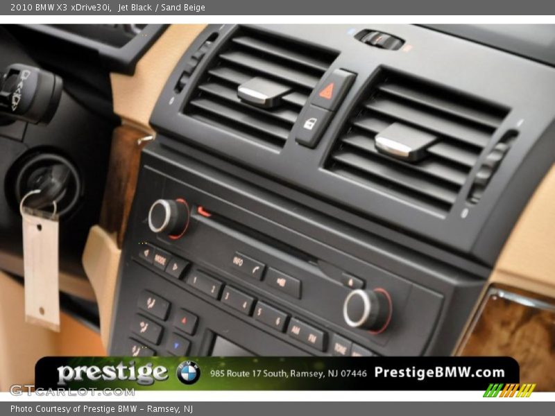 Jet Black / Sand Beige 2010 BMW X3 xDrive30i