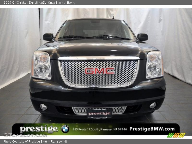 Onyx Black / Ebony 2009 GMC Yukon Denali AWD