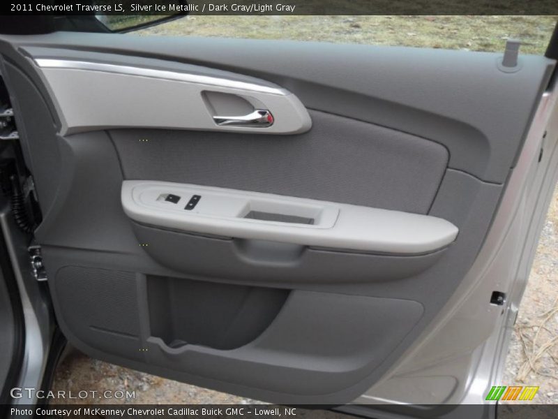 Door Panel of 2011 Traverse LS