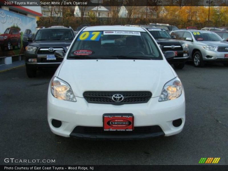 Super White / Dark Charcoal 2007 Toyota Matrix