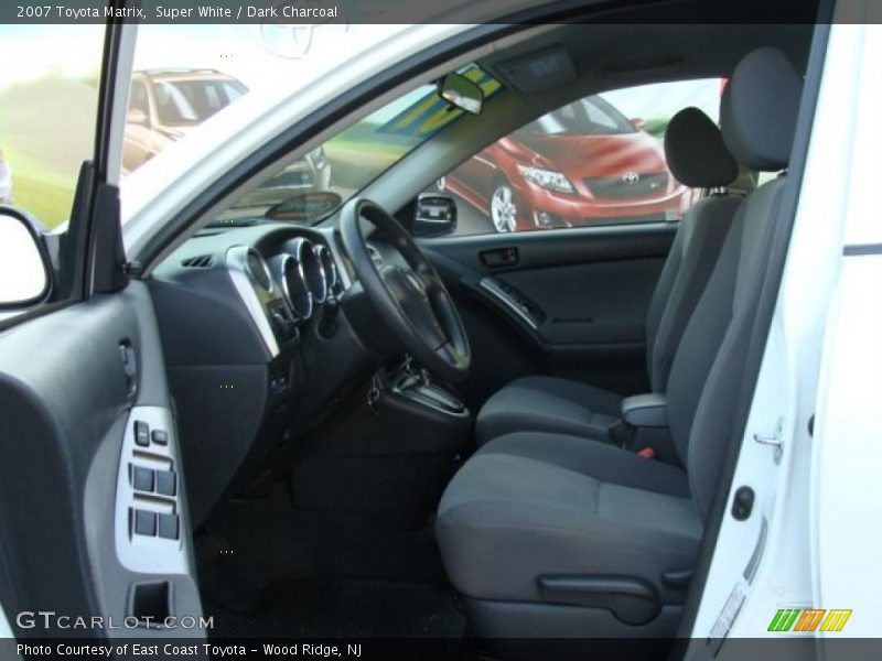 Super White / Dark Charcoal 2007 Toyota Matrix
