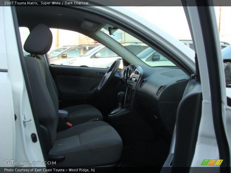 Super White / Dark Charcoal 2007 Toyota Matrix