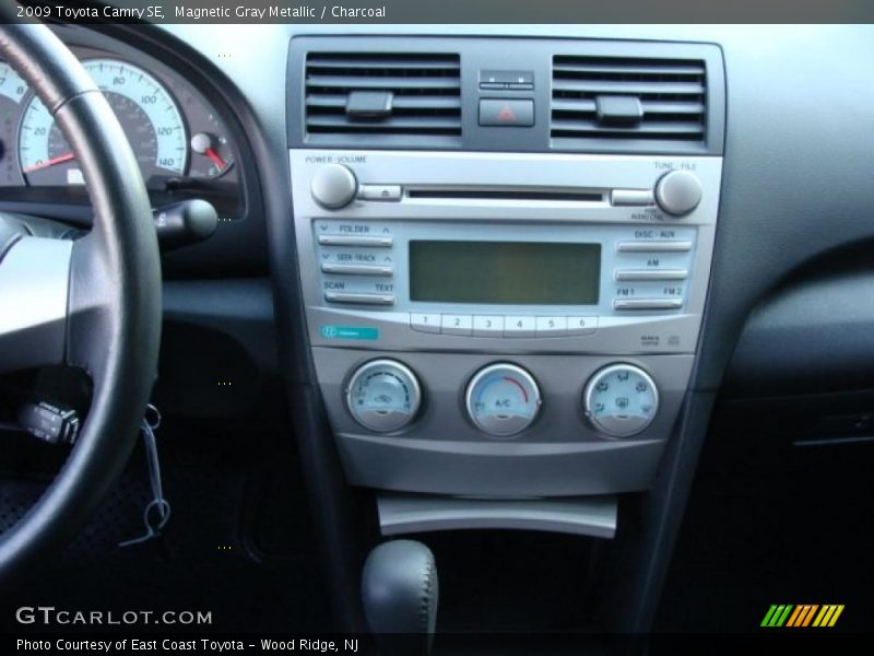 Magnetic Gray Metallic / Charcoal 2009 Toyota Camry SE