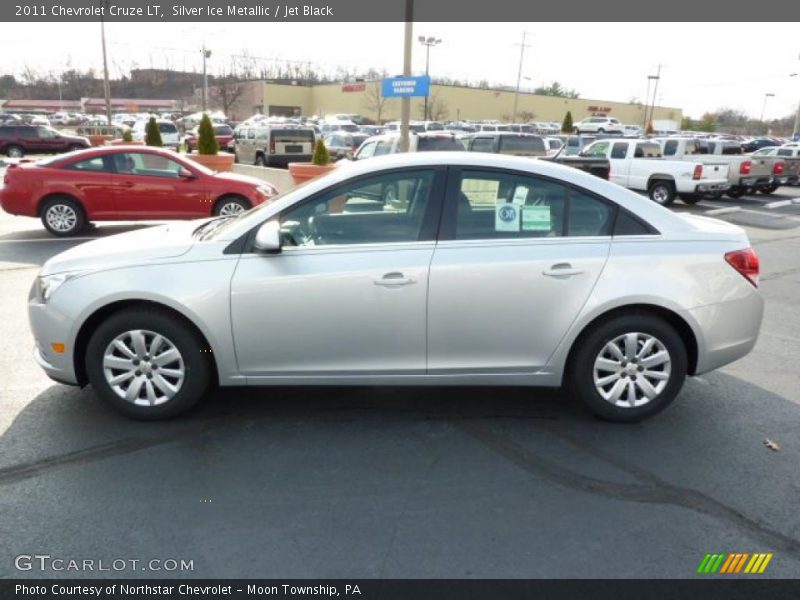 Silver Ice Metallic / Jet Black 2011 Chevrolet Cruze LT