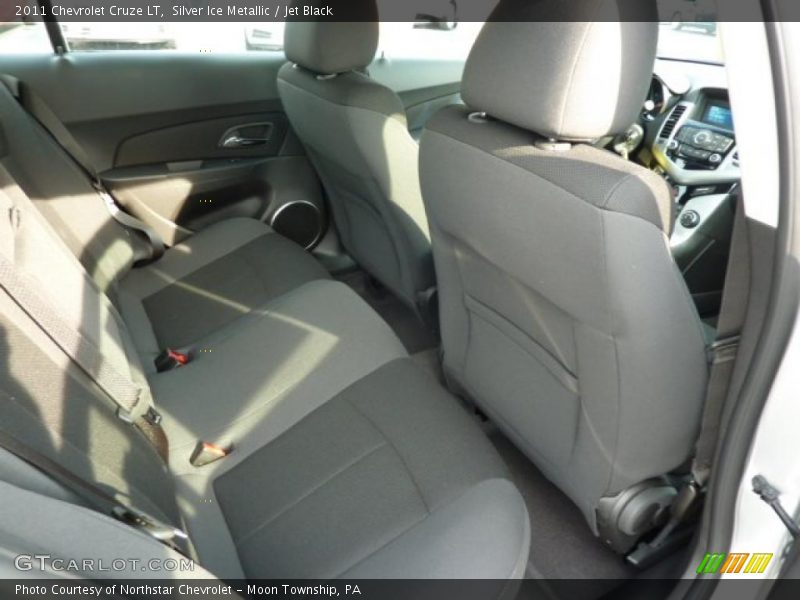 Silver Ice Metallic / Jet Black 2011 Chevrolet Cruze LT