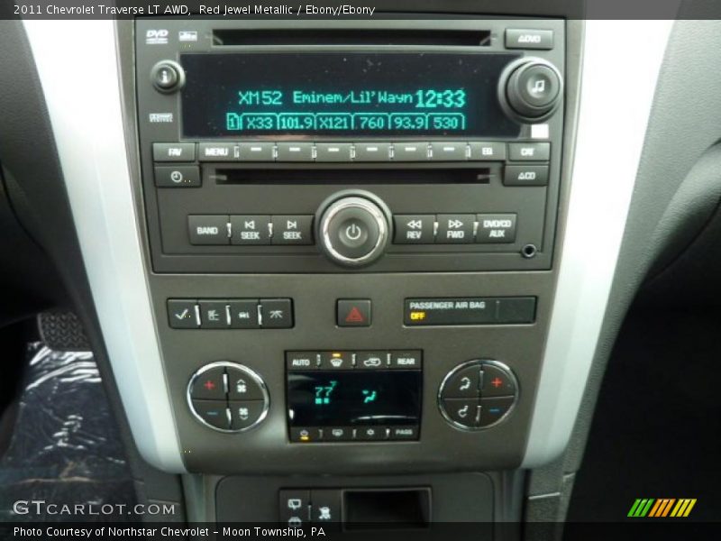 Red Jewel Metallic / Ebony/Ebony 2011 Chevrolet Traverse LT AWD