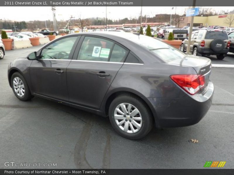 Taupe Gray Metallic / Jet Black/Medium Titanium 2011 Chevrolet Cruze LS