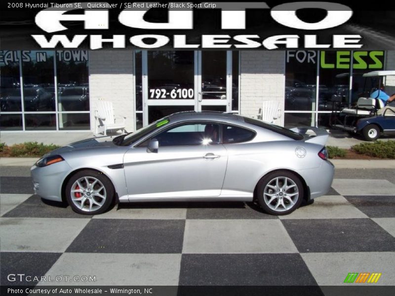 Quicksilver / SE Red Leather/Black Sport Grip 2008 Hyundai Tiburon SE