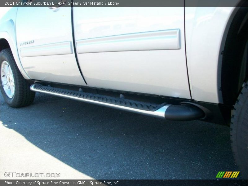Sheer Silver Metallic / Ebony 2011 Chevrolet Suburban LT 4x4