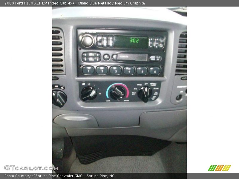 Island Blue Metallic / Medium Graphite 2000 Ford F150 XLT Extended Cab 4x4