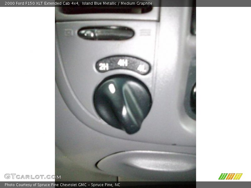 Island Blue Metallic / Medium Graphite 2000 Ford F150 XLT Extended Cab 4x4