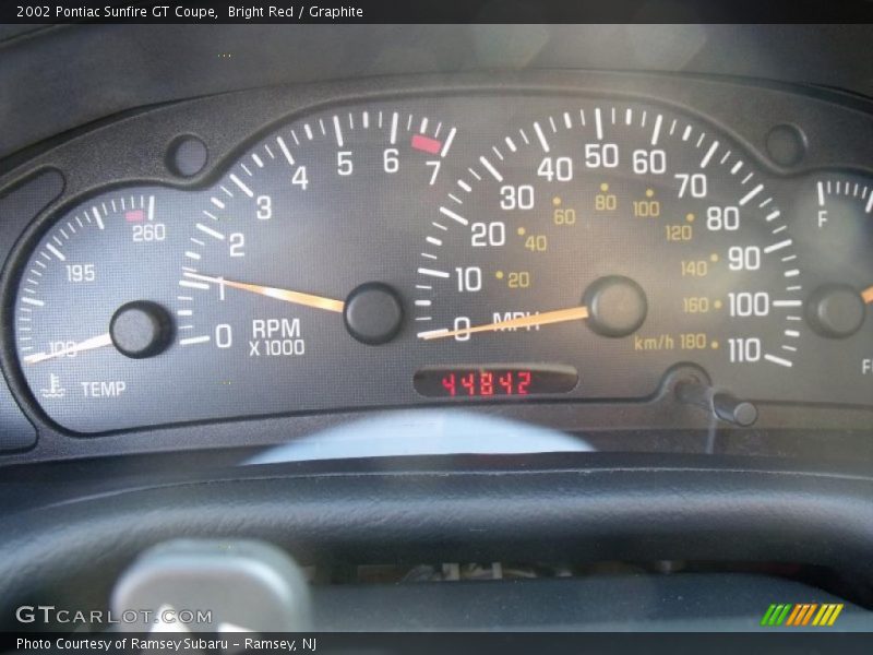 Bright Red / Graphite 2002 Pontiac Sunfire GT Coupe