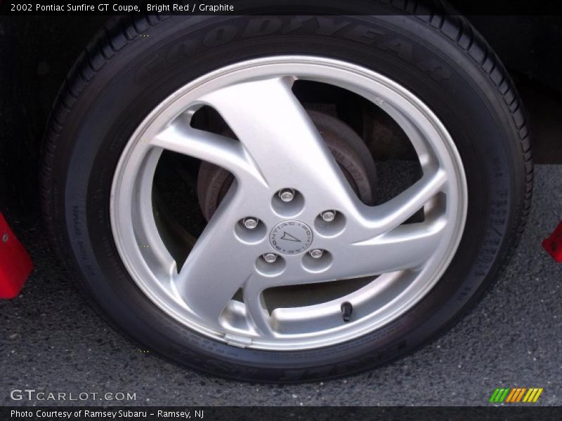  2002 Sunfire GT Coupe Wheel