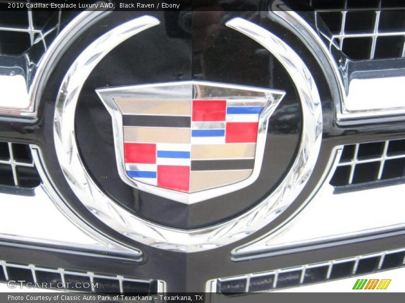 Black Raven / Ebony 2010 Cadillac Escalade Luxury AWD