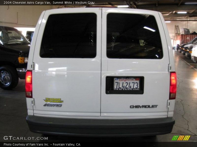 Summit White / Medium Gray 2004 Chevrolet Astro Cargo Van