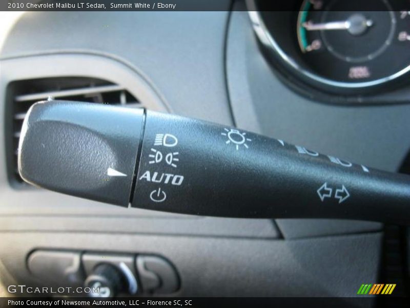 Summit White / Ebony 2010 Chevrolet Malibu LT Sedan