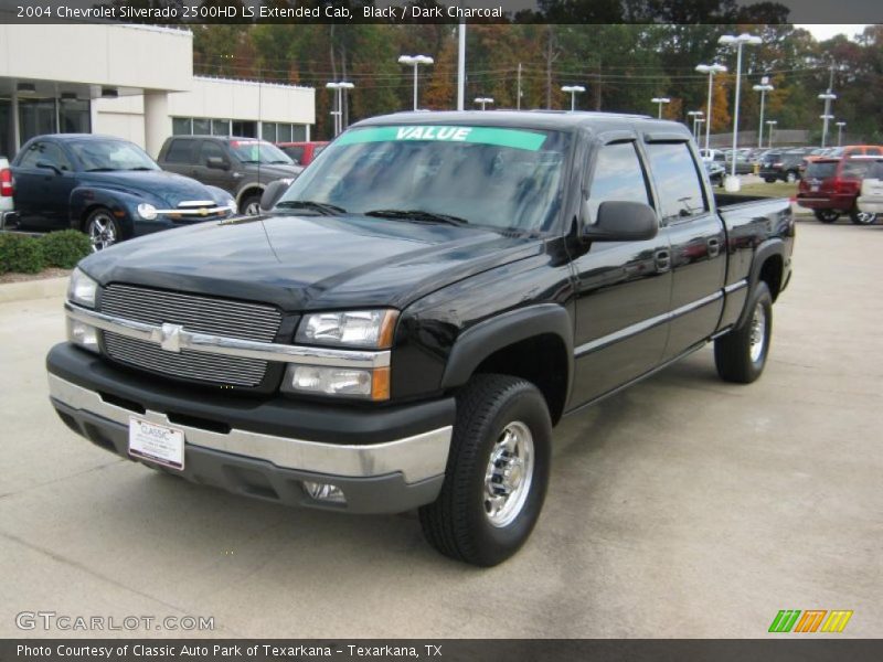Black / Dark Charcoal 2004 Chevrolet Silverado 2500HD LS Extended Cab