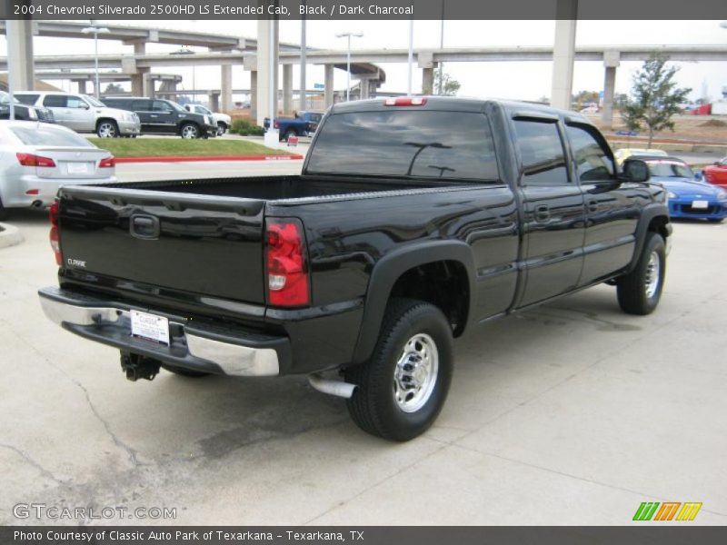 Black / Dark Charcoal 2004 Chevrolet Silverado 2500HD LS Extended Cab