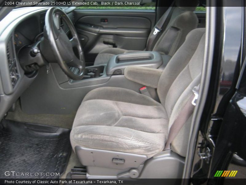 Black / Dark Charcoal 2004 Chevrolet Silverado 2500HD LS Extended Cab