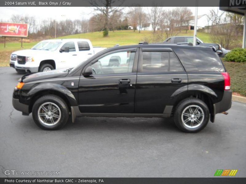 Black Onyx / Gray 2004 Saturn VUE