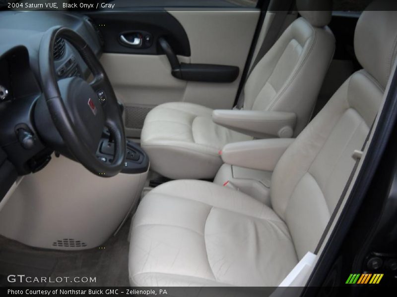Black Onyx / Gray 2004 Saturn VUE